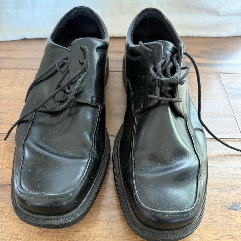 Men's Black Leather Dress Shoes